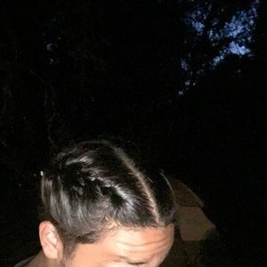 Meet your Posher, Elias